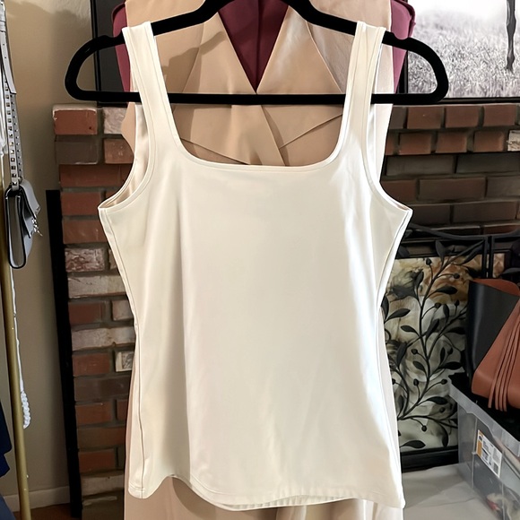 SKIMS bundle with NINE WEST 3pc - Picture 7 of 15